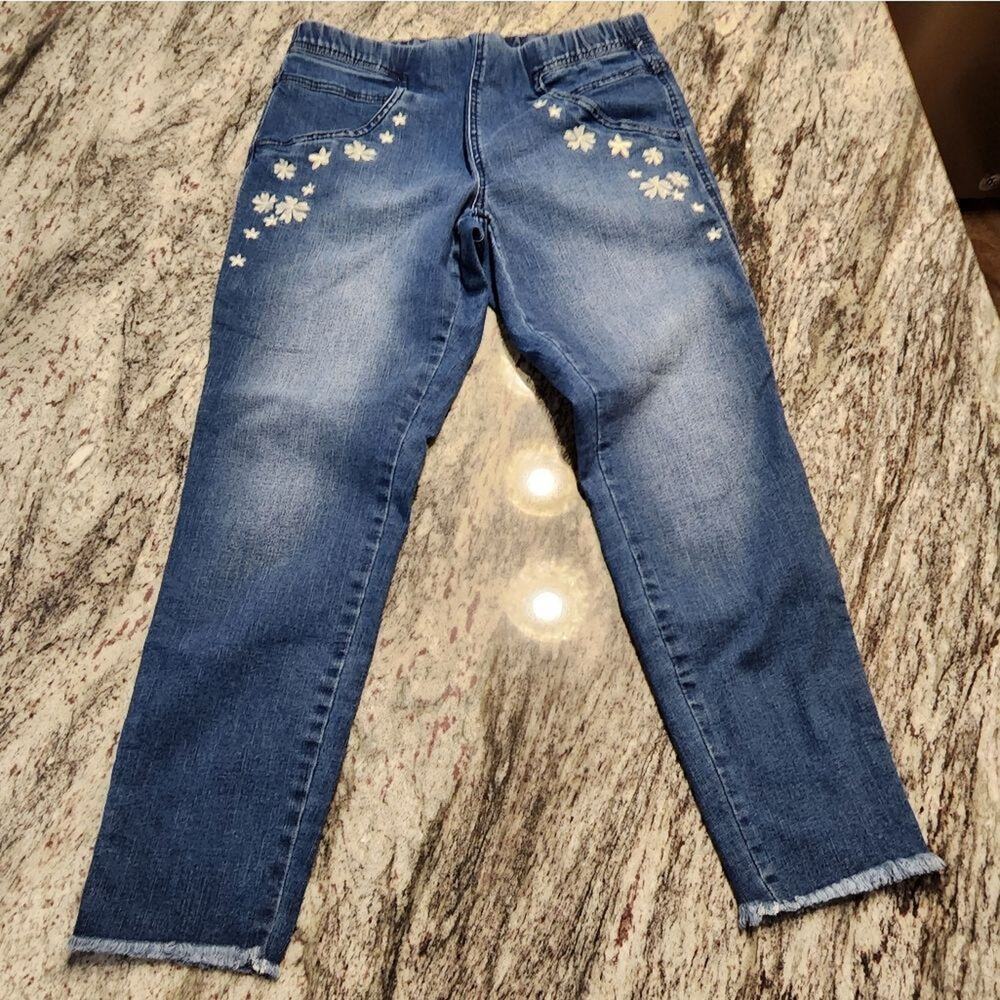 Anna &‎ Ava embroidered floral comfort Denim skimmer jeans size large